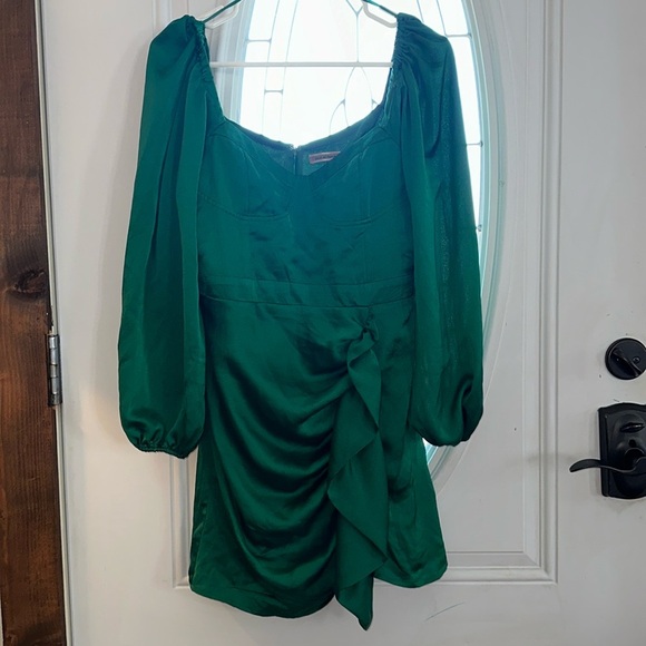 nwt Skylar Rose Green Satin Mini Dress Womens Size Medium - Picture 1 of 8